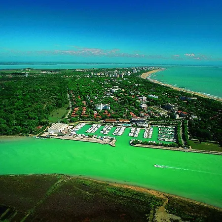 Lignano Pineta Close To The Apartment *